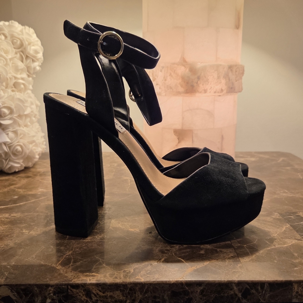 6.5 Steve Madden Platform Heels